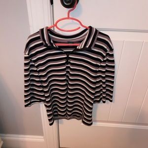 striped t-shirt with circle zipper